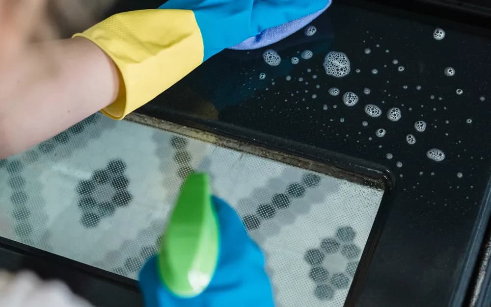 Oven deep clean